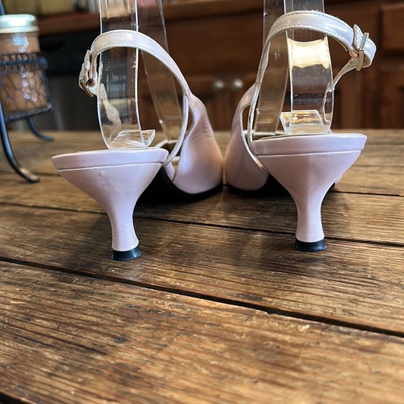 Stuart Weitzman Pink sling back kitten heels sz6.5N - Picture 5 of 12